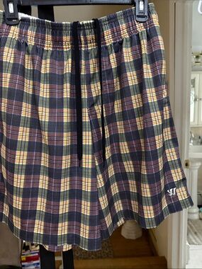 Warrior Elastic-Waist Plaid Circle Shorts in Yellow & Navy